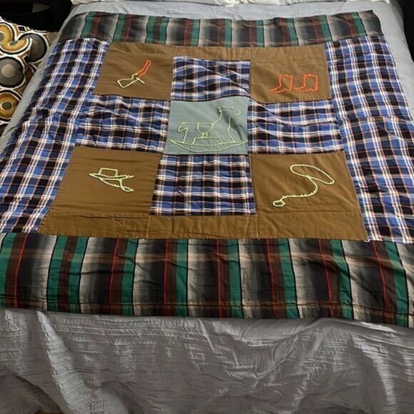 Homemade Plaid Squares Western Corduroy Squares Vintage Quilt 25 In x 54 In - Picture 12 of 14
